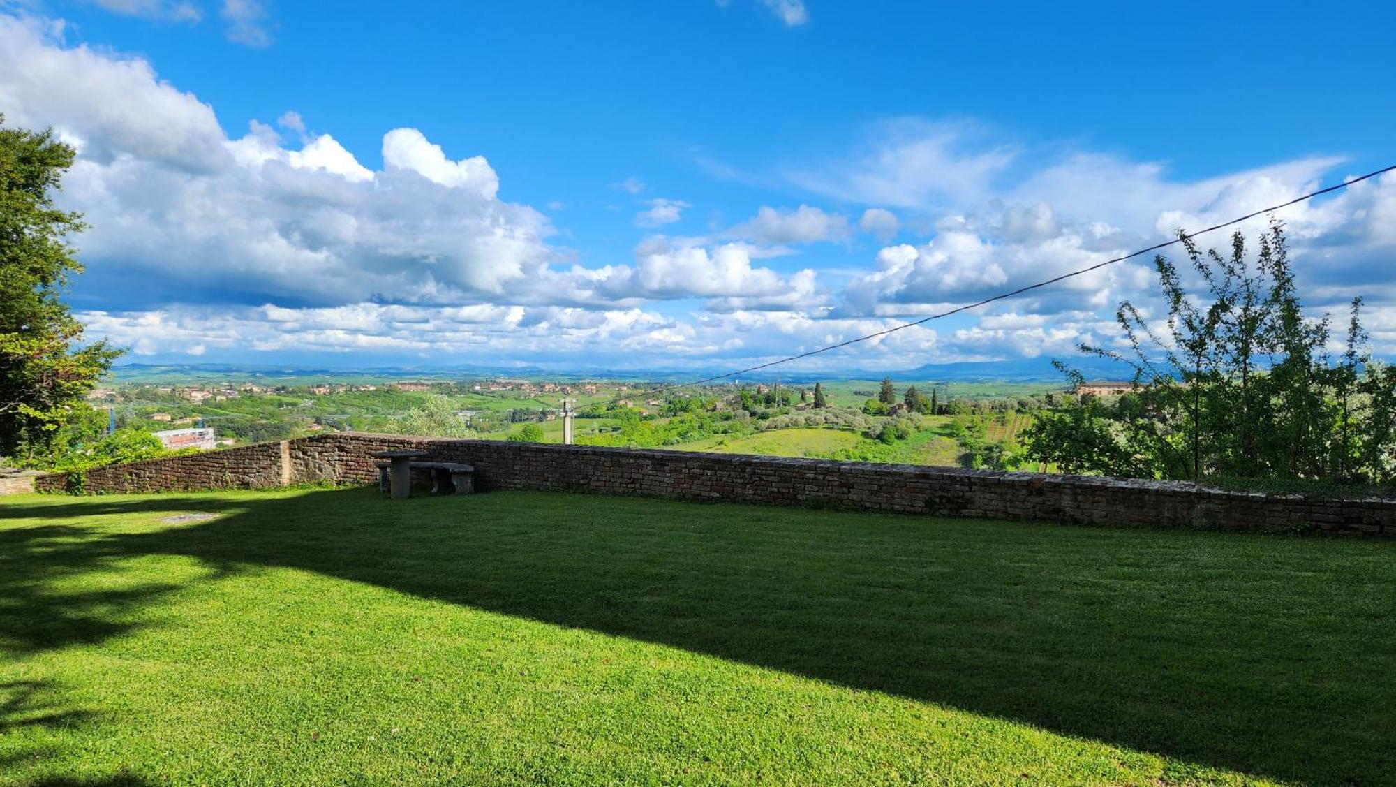 Al Glicine Di Sant'Abondio Villa Siena Dış mekan fotoğraf